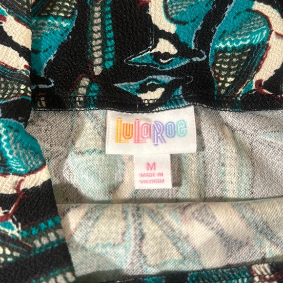 LuLaRoe Women’s Cassie Pencil Skirt/Size:M/Color: Multi Cardinal Bird Print(NWT) - Picture 3 of 7